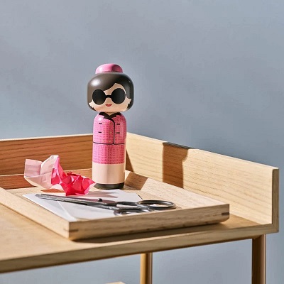 Kokeshi Doll, Jackie