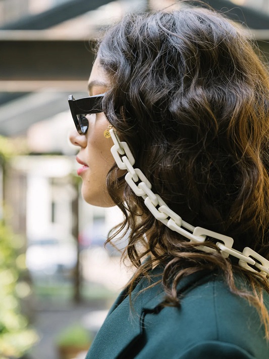 Vanta, Glasses Chain