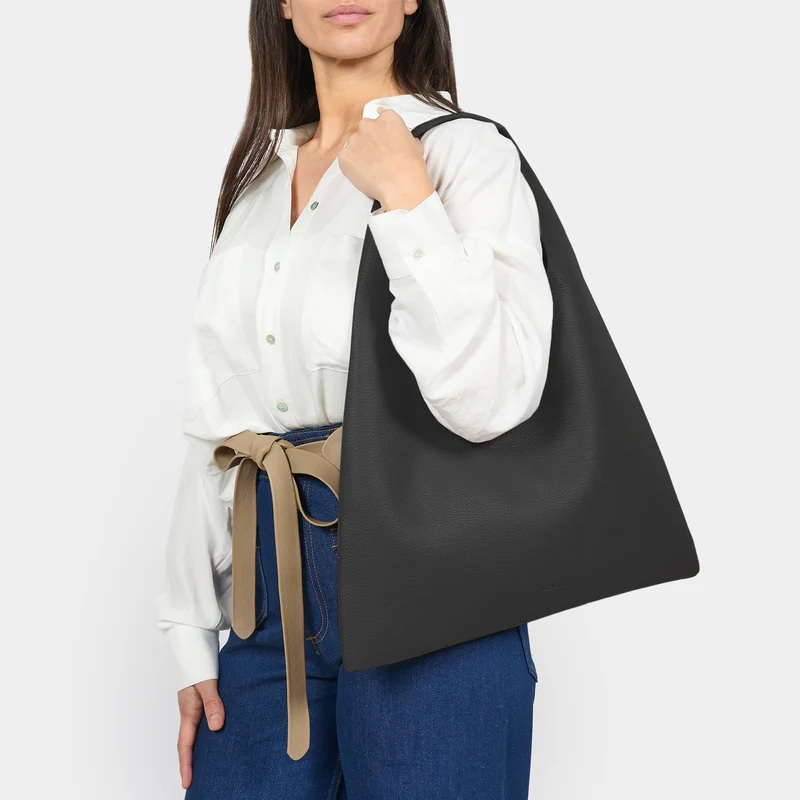 EVA - Black Leather Edition