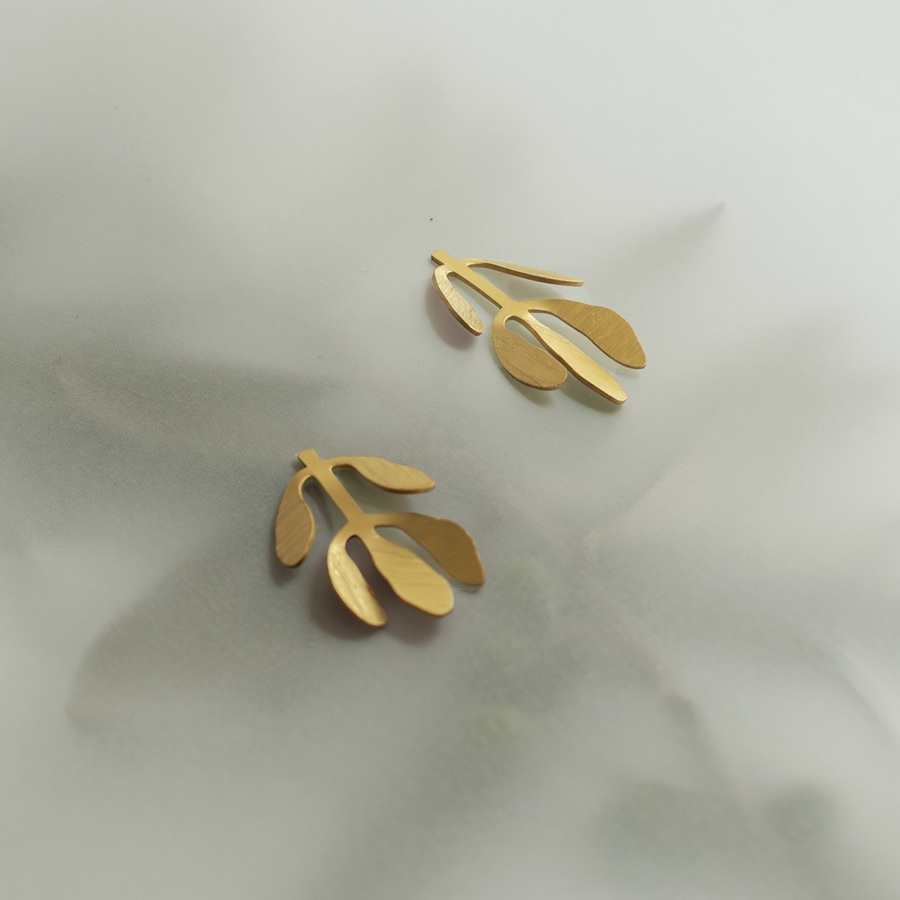 Silvela Golden Earrings