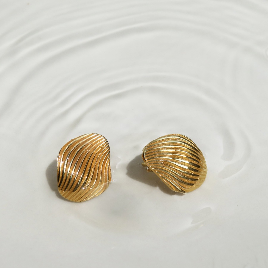 Onaria Golden Earrings Small